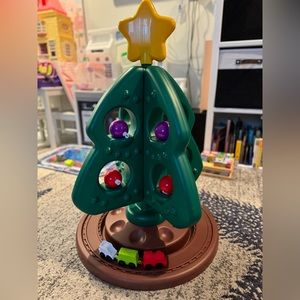 Brand New Step 2 kids Christmas tree toy